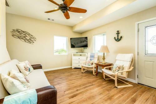 Crystal Beach Delight