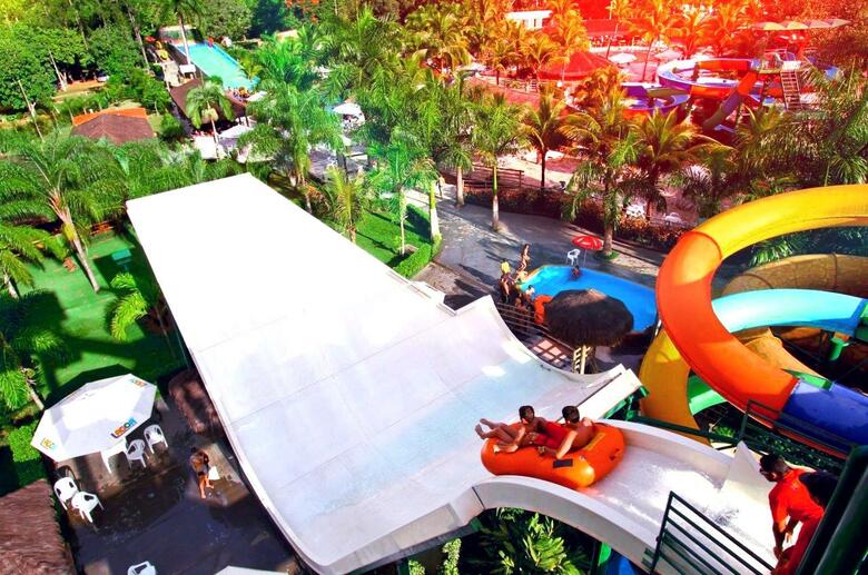 Lagoa Quente Hotel