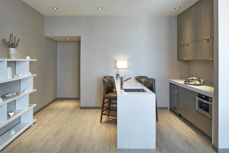 AC Hotel By Marriott Des Moines East Village