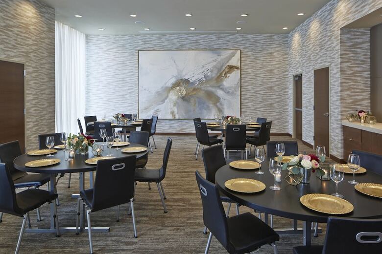 AC Hotel By Marriott Des Moines East Village