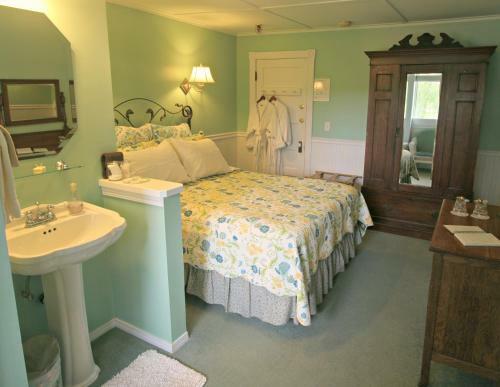 Kangaroo House Bed & Breakfast
