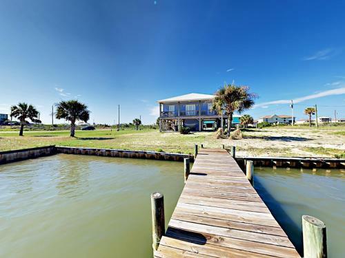 3br On Mobile Bay, 1 Block To Beach Home