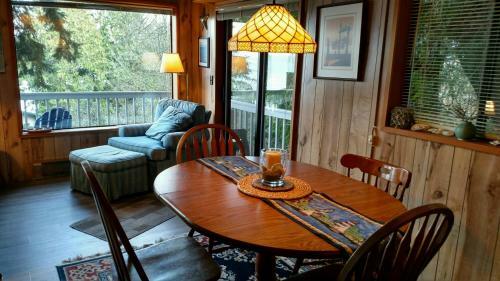 186 - 4 B's Coastal Cabin