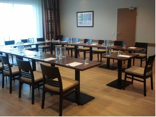 Hotel Holiday Inn Express Cologne Muelheim