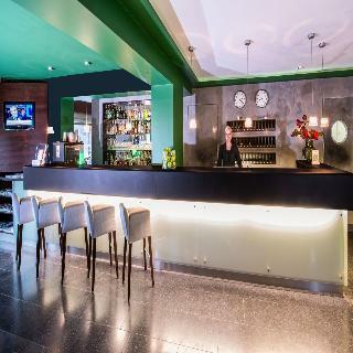 The New Yorker Hotel