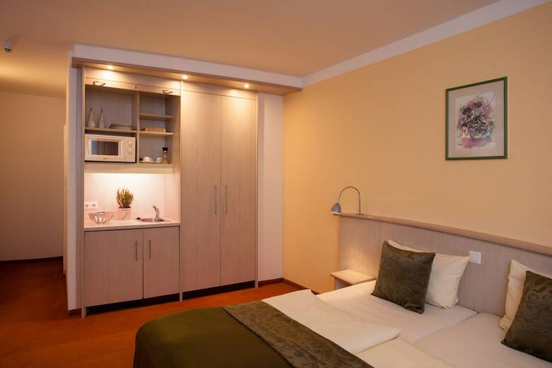 Top Cityline Hotel Panorama Inn