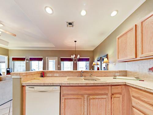44 Golf House Rd Townhouse Townhouse