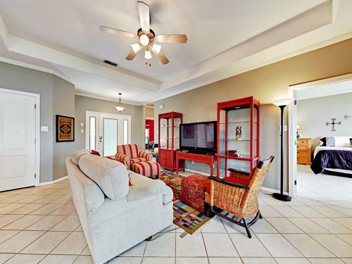 44 Golf House Rd Townhouse Townhouse