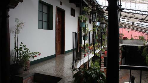 Hotel Calle Ancha