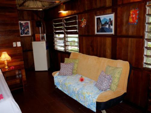 Lodge Green Parrot Beach Houses And Resort