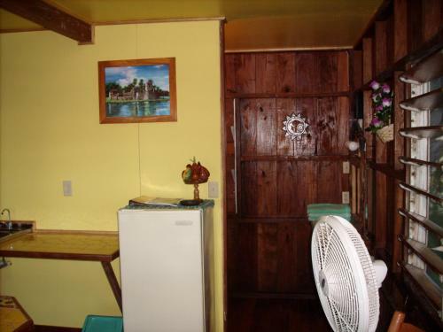 Lodge Green Parrot Beach Houses And Resort