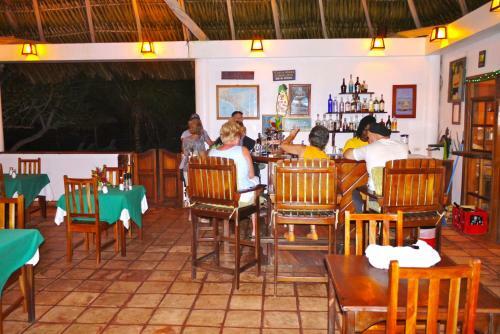 Lodge Green Parrot Beach Houses And Resort