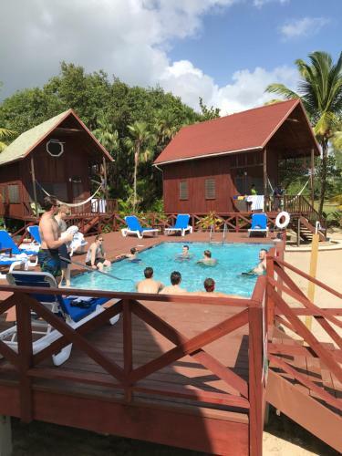 Lodge Green Parrot Beach Houses And Resort