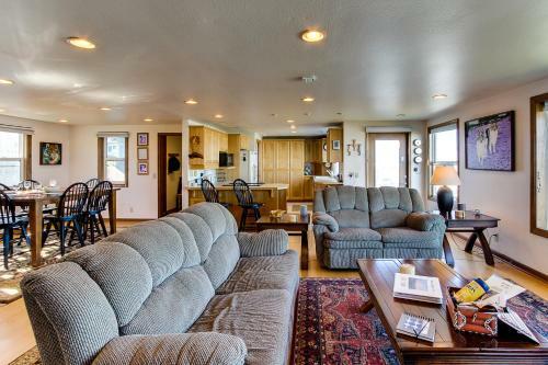 Sea Rock Retreat