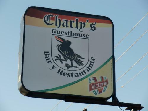 Hostal Charly�s Guest House