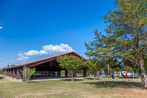Lake Texoma Camping Resort Cabin 16