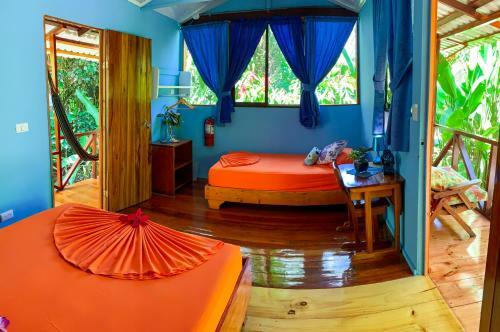 Las Caletas Lodge