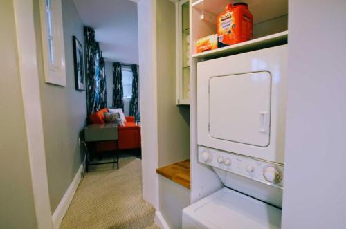 1331 Northwest Apartment #1066 Apts