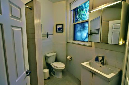 1331 Northwest Apartment #1065 Apts