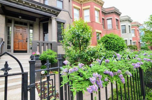 Apartamento 140 Twelfth South East #1079 Apts