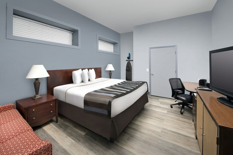 Ivy City Hotel