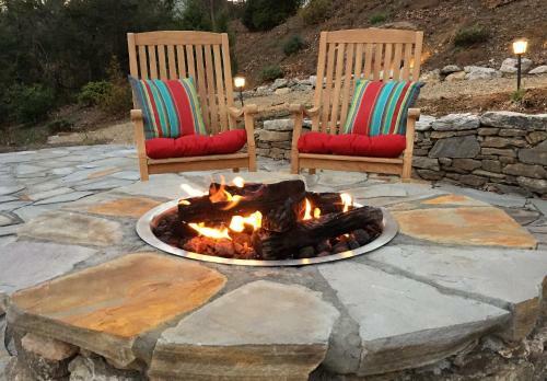 Oak Hill On Love Lane Bed And Breakfast Inn