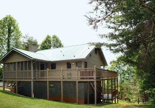 Misty Cove - Sevierville Cabin