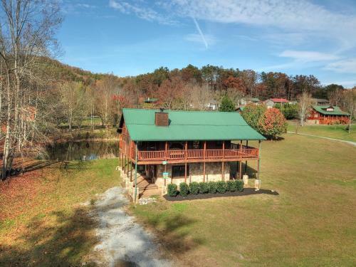 A Fishing Hole #156 - One Bedroom Cabin