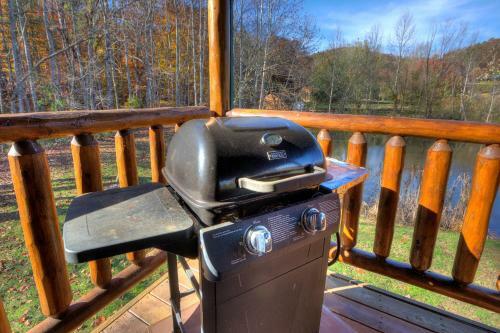 A Fishing Hole #156 - One Bedroom Cabin