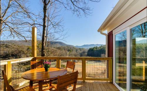 Roxy Cottage