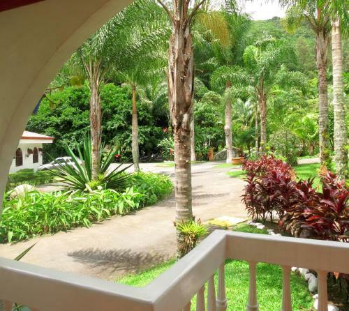 Hotel Rio Perlas