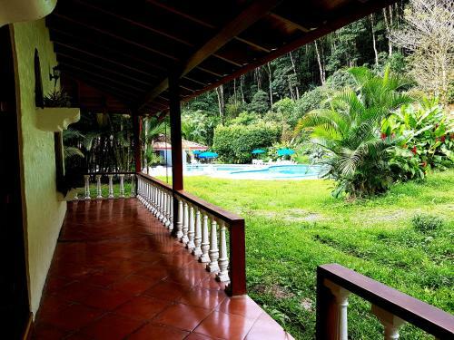 Hotel Rio Perlas