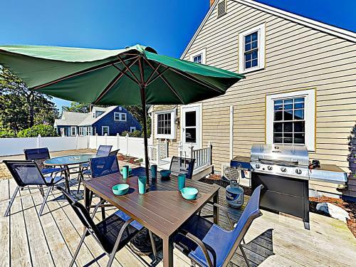 73 Standish Way Home