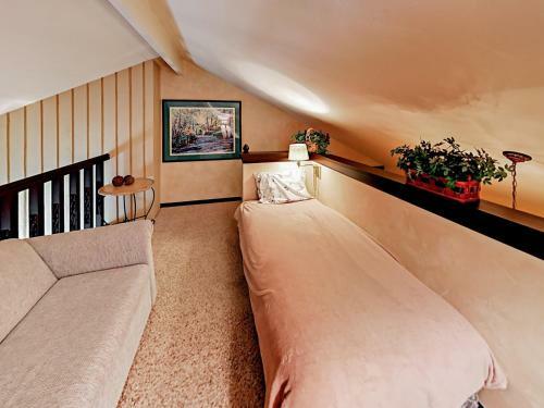 Apartamento 4562 Streamside Circle E Duplex Unit A Duplex