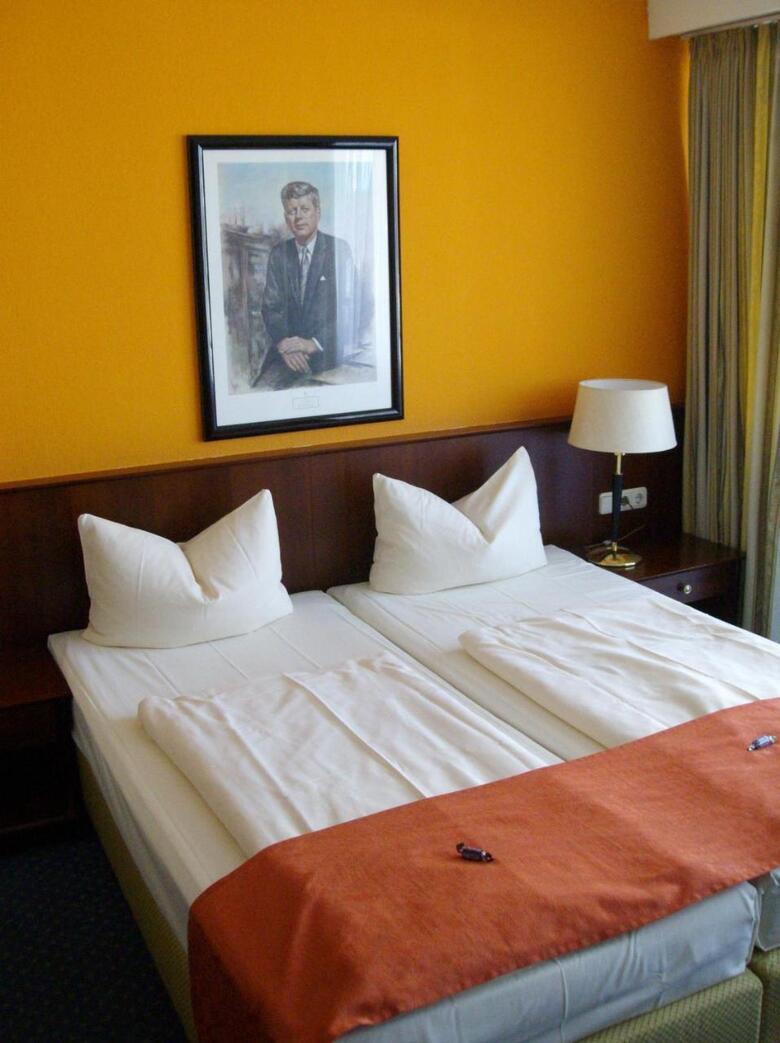 Hotel Prasident