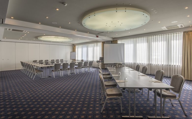 Hotel Holiday Inn Munich-unterhaching