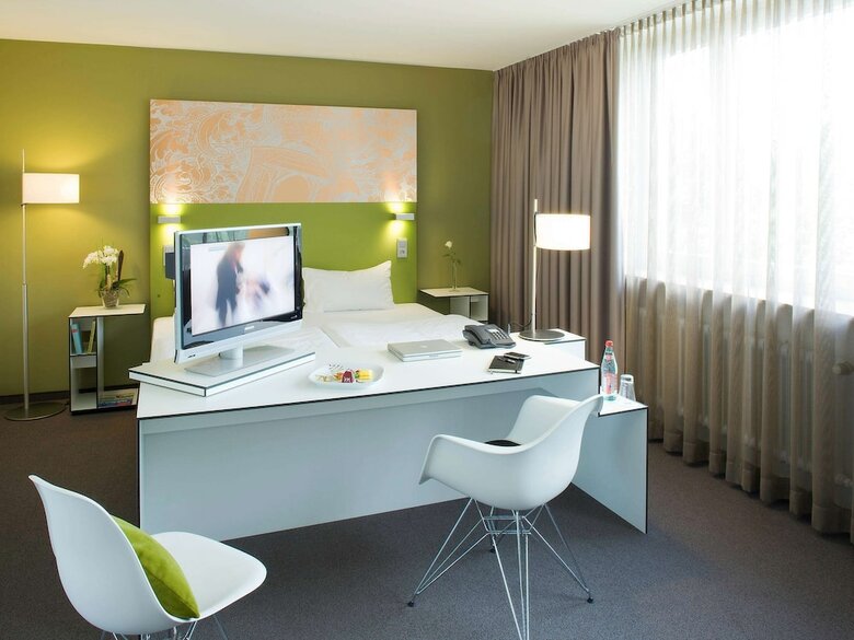 Hotel Congress Mercure Nuerenberg An Der Messe