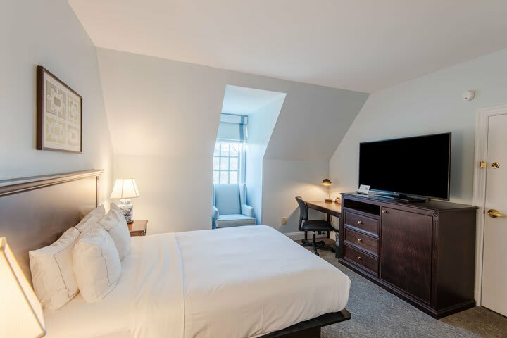Hotel Founders Inn And Spa