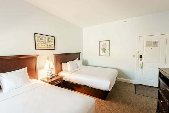 Hotel Founders Inn And Spa
