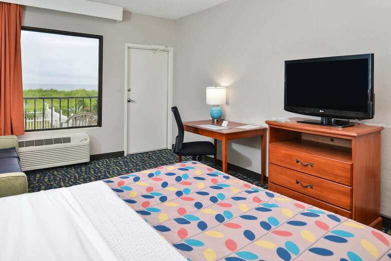 Hotel Best Western Plus Holiday Sands Inn & Suites