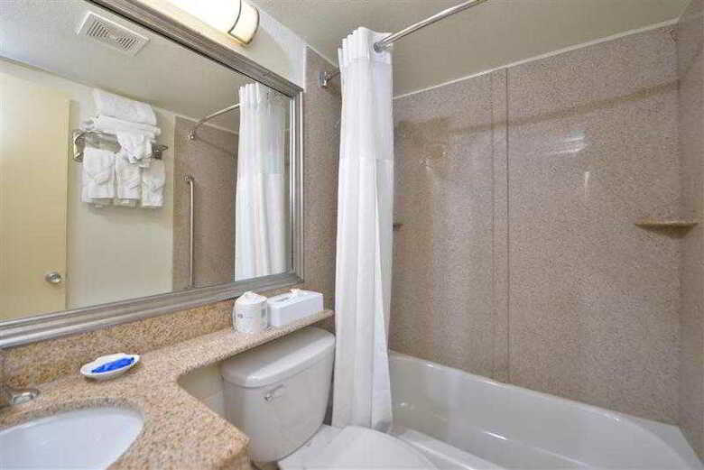 Hotel Best Western Plus Holiday Sands Inn & Suites