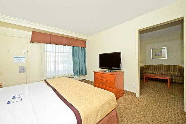 Hotel Best Western Plus Holiday Sands Inn & Suites