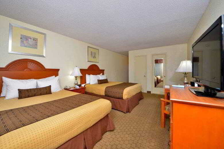 Hotel Best Western Plus Holiday Sands Inn & Suites