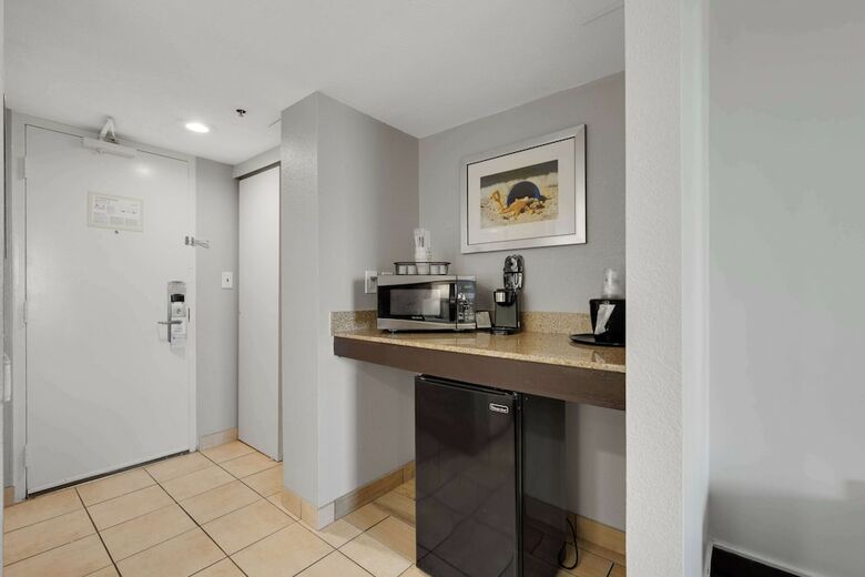 Hotel Best Western Plus Holiday Sands Inn & Suites