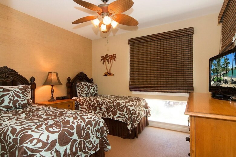 B4 Waikoloa Beach Villas