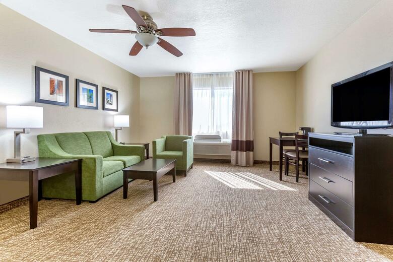 Hotel Quality Inn And Suites Surprise