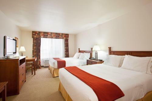 Holiday Inn Express Hotel & Suites Mattoon