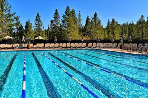 Alpine Forest View Cabin In Tahoe Donner Truckee Ca Home