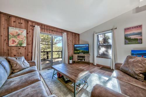 Donner Trail Home 14317