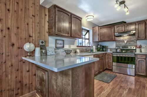 Donner Trail Home 14317
